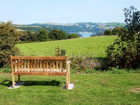 Sheena's Dartmouth Chalets
