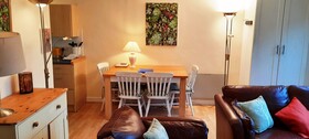Sheena's Dartmouth Chalets
