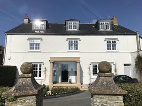 Strete Barton House