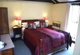 Farmhouse Hunters Hall
