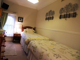 Maison Dieu Guest House