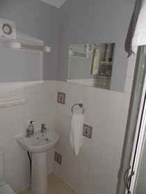 Maison Dieu Guest House