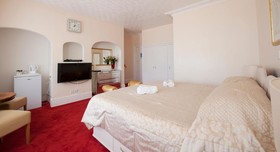 Albany Lions Hotel