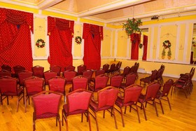 Albany Lions Hotel