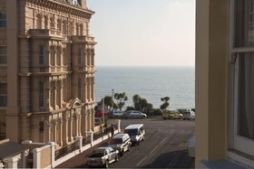 The Guesthouse East