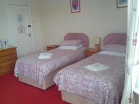 Cedar Lodge Hotel