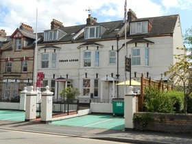 Cedar Lodge Hotel