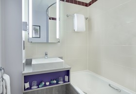 Leonardo Hotel Exeter