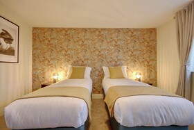 Orange Grove Hotel Gardens