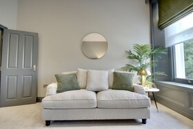 Orange Grove Hotel Gardens