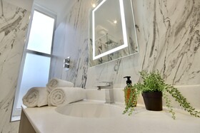 Orange Grove Hotel Gardens