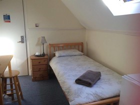Airport Lodge