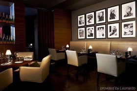 Aviator Hotel