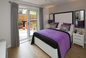 Equinox Place - Serviced Apartments