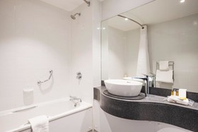 Holiday Inn Farnborough