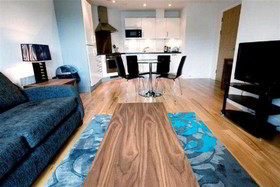 HQ Aparthotel Farnborough