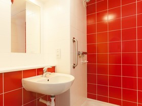 Travelodge Farnborough Central