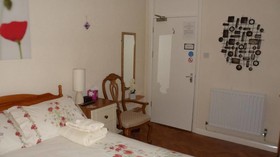 Tudorwood Guest House