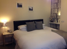 The Glastonbury Town House