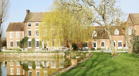 Corse Lawn House Hotel