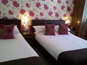 Senlac Guest House