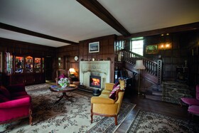 Sturmer Hall - Guest House