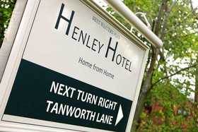 Henley Hotel