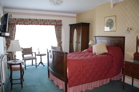 Lantern Lodge Hotel