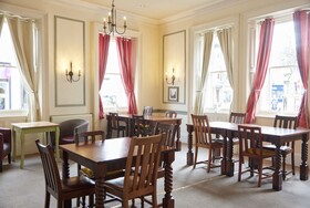 George Hotel