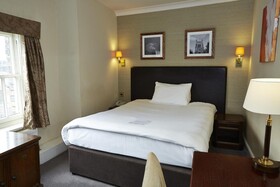 George Hotel
