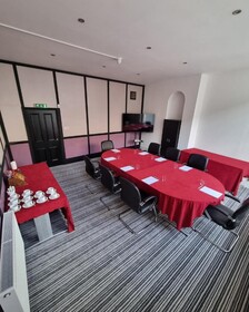 George Hotel