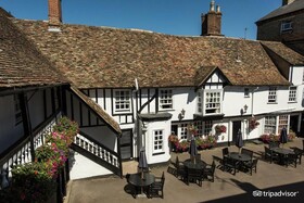 George Hotel