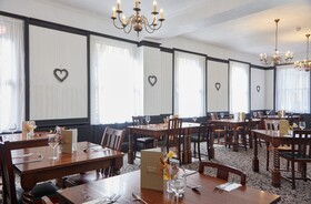 George Hotel