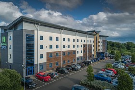 Holiday Inn Express Kettering