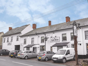 The Hood Arms Hotel