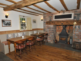 The Hood Arms Hotel