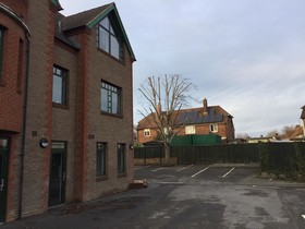 Redbrick Serviced Apartments-Sherwood House