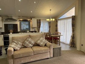 Romney Lodge