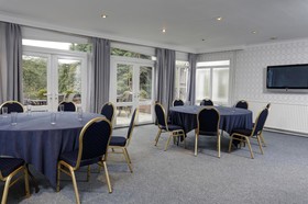 Best Western Plus Oaklands Hotel