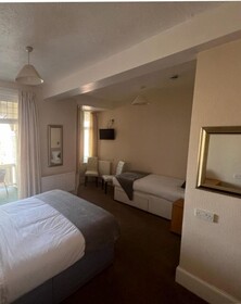 Cambria Hotel