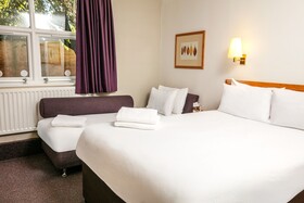 The Milestone Peterborough Hotel