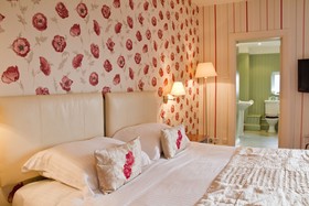 Duke of Cornwall Hotel