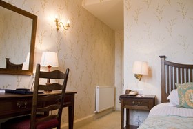 Duke of Cornwall Hotel