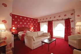 Duke of Cornwall Hotel