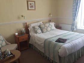 Edgcumbe Guest House
