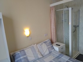 Lamplighter Guesthouse