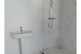 Plymouth Central by OYO Rooms