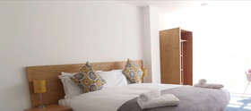 Plymouth Central by OYO Rooms