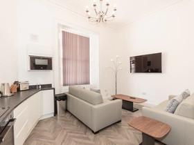 The Royal Suites