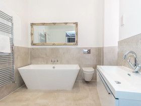 The Royal Suites